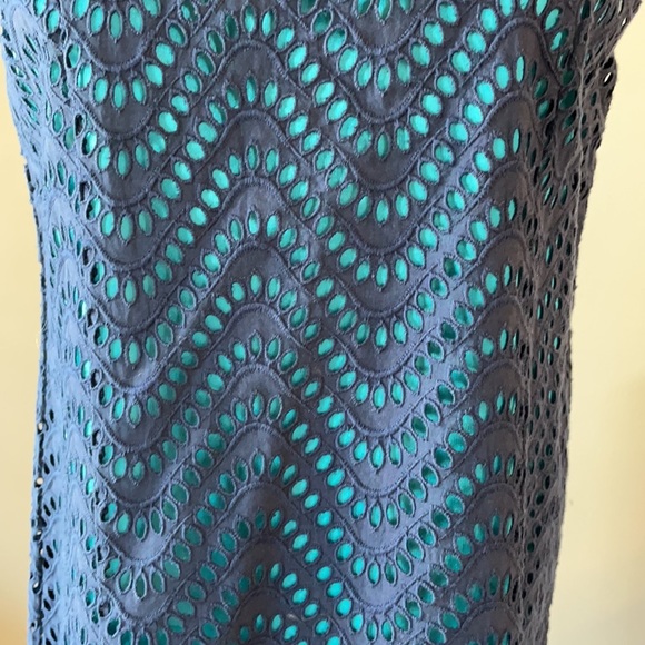 NWT TRACY NEGOSHIAN women’s sleeveless EYELET dress blue over turquoise lining L - Picture 8 of 14